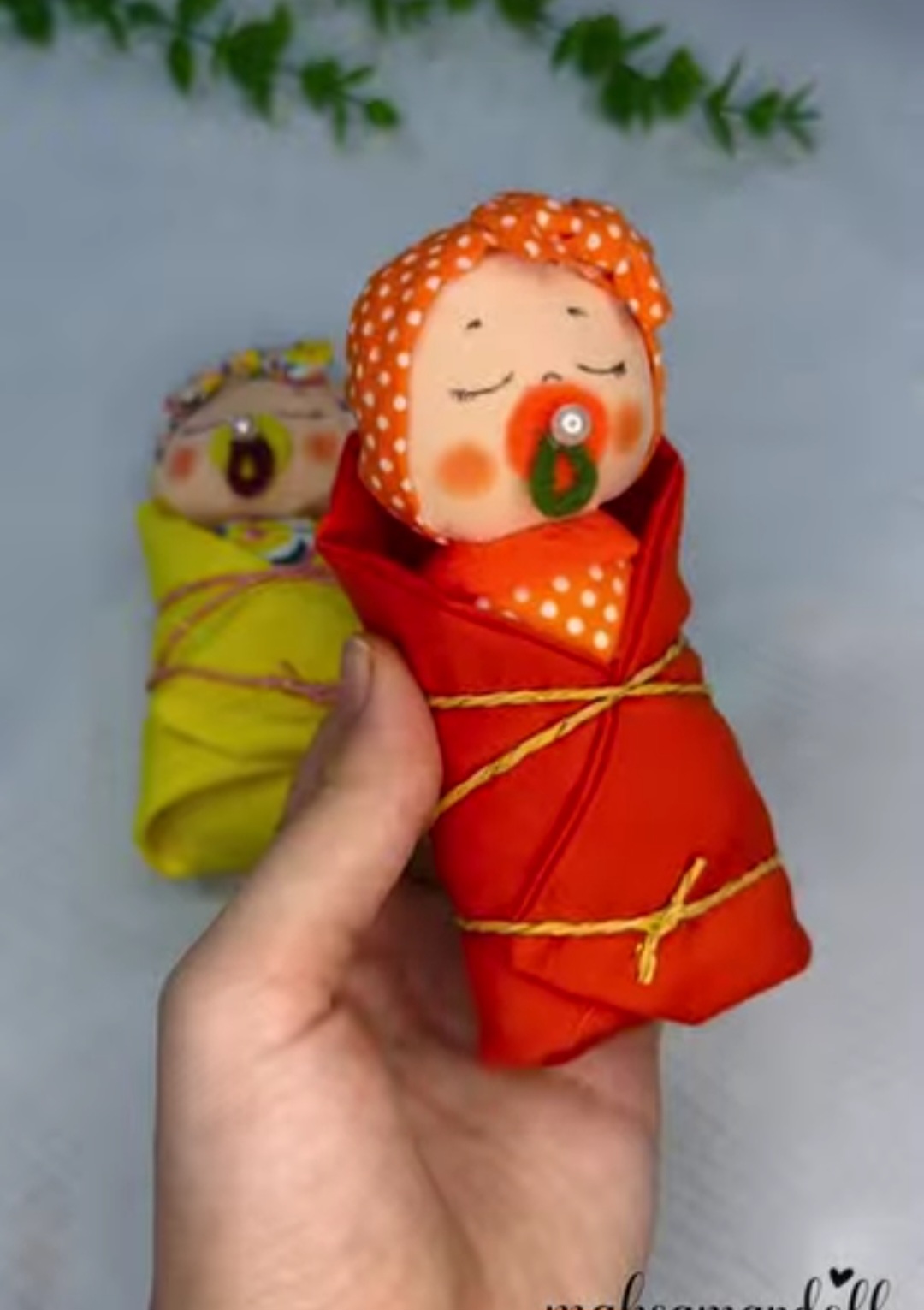 گیفت عروسک نوزاد